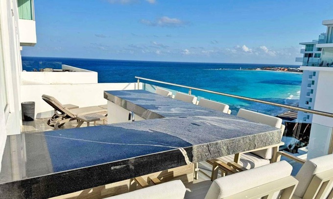 Zona Hotelera Condo | Combo #324-Tim’s Ocean Condos – Beachfront with two Private Spacious Terraces!