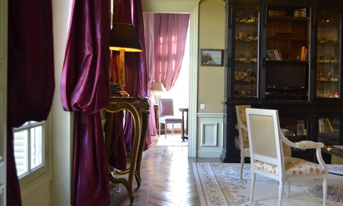 Monts Apartment | Come and experience the Unique and the Wonderful at the Château du Breuil.