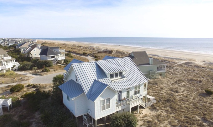 South Beach House | Come Back Home Oceanfront 5 Br 4 Ba 5 Star Amenities Pet Friendly Both Clubs