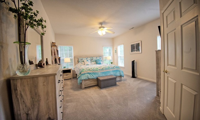 Ocean View Villa | Come Relax in our Peaceful 3 Bedroom Twinhome just 3 miles from Beach!