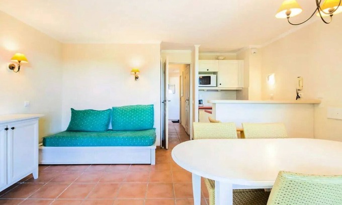 Pont Royal Apartment | Comfort 1-bedroom apartment (sleeps 6)