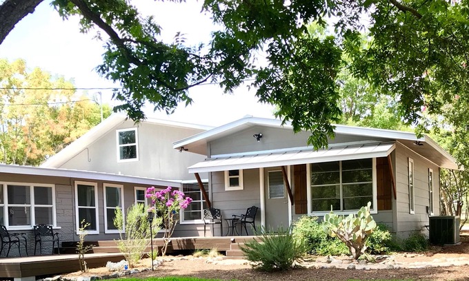Comfort Cottage | Comfort Acres on the Guadalupe River Ranch (secluded) House and Small Party Barn