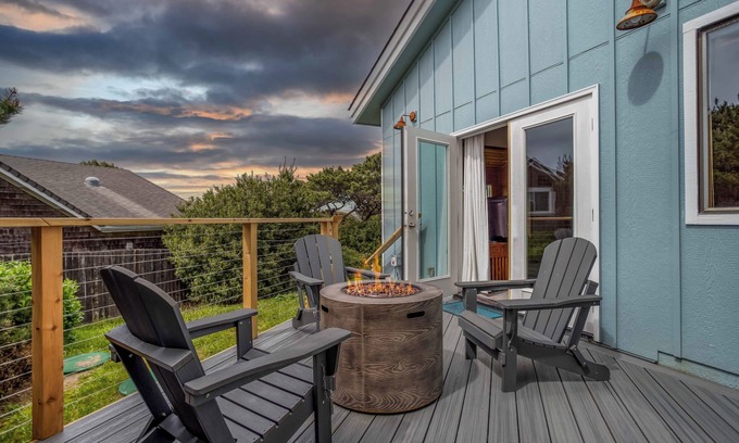 Sandpiper Village House | Comfort and Privacy in Waldport’s Sandpiper Neighborhood!