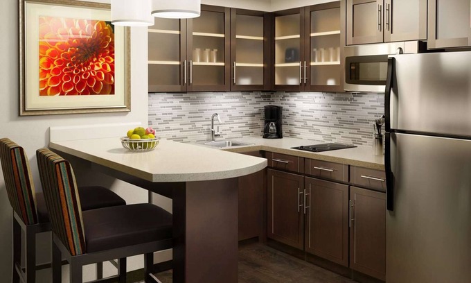 Las Colinas Apartment | Comfort & Convenience! 3 Spacious Units w/Kitchen! Onsite Parking & Breakfast!