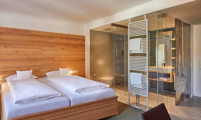 Elzach Apartment | Comfort double room, 27 sqm, max. 2 persons