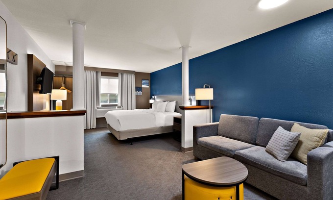 Fremont Hotel | Comfort Inn & Suites