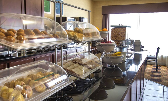 North San Antonio - SAT Hotel | Comfort Suites San Antonio North - Stone Oak
