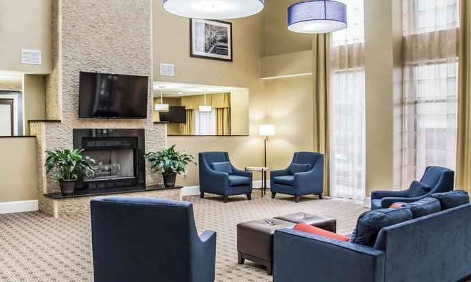 University Place Hotel | Comfort Suites University - Research Park