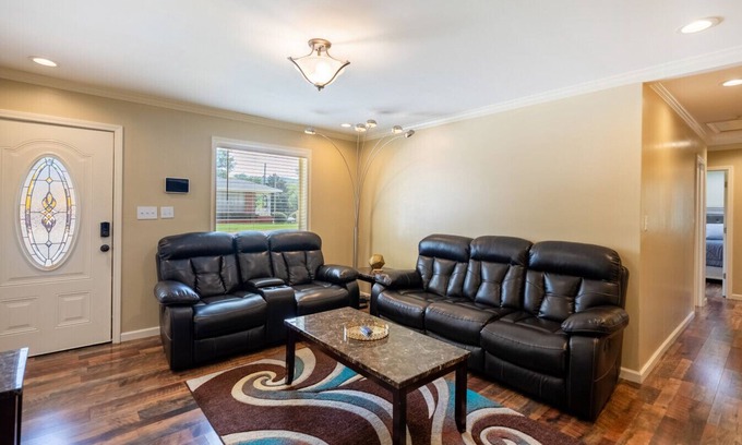 Shannon Apartment | Comfortable 3BR Retreat | Near Downtown Birmingham