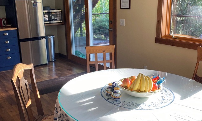 Livingston House | Comfortable and roomy getaway in beautiful Livingston, Montana
