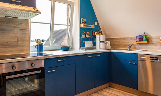 Fahretoft Apartment | Comfortable apartment with balcony and wonderful view.