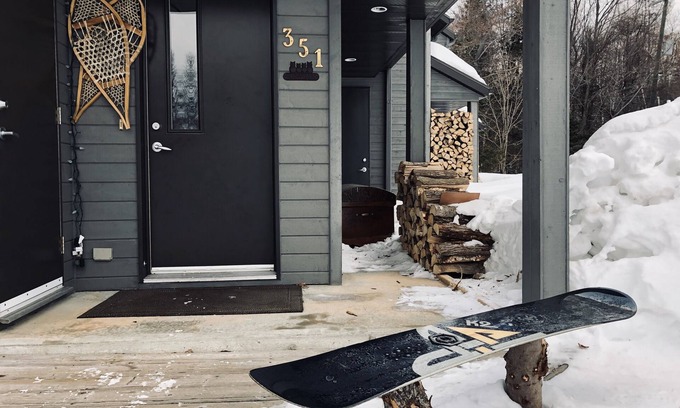 Beaupre House | Comfortable chalet in an enchanting site