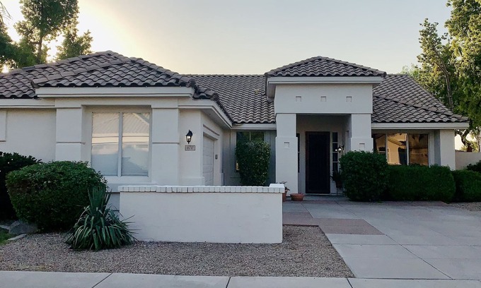 Ashley Park House | Comfortable, clean, Spacious, relaxing home in metro-Phoenix area.🌵❤️🏡