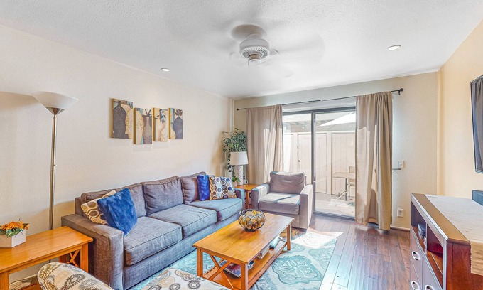 Rancho Mirage Condo | Comfortable, dog-friendly condo in a gated community w/a shared pool