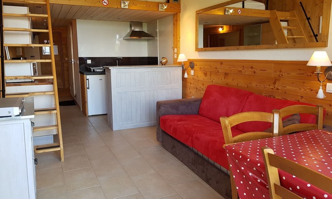 Arc-2000 Apartment | Comfortable studio for 5 with balcony in Arc 2000
