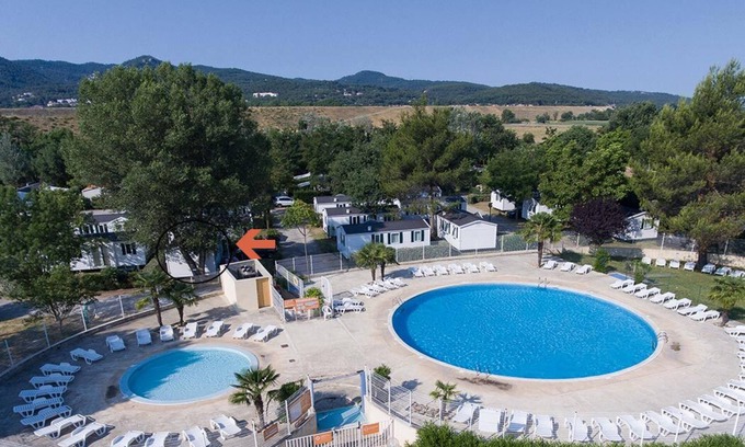 La Roque-d'Antheron House | Comfortable 3 bedroom mobile home in Provence - Pool and private lake