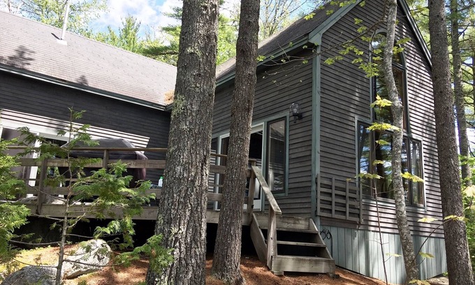 Otis House | Comfortable lake home on pristine Beech Hill Pond