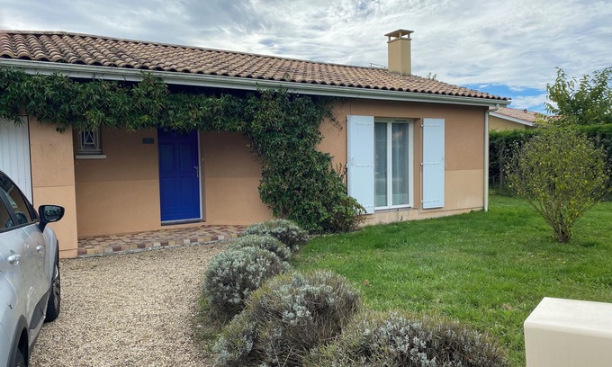 Hourtin Villa | Comfortable Modern Villa, perfect for families! Hourtin Ville, Medoc, Gironde.