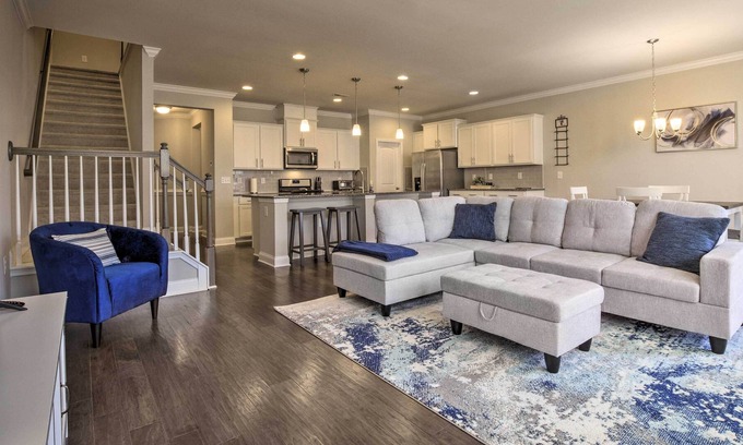 Southwest Raleigh House | Comfortable Raleigh Townhome with Deck & Gazebo!