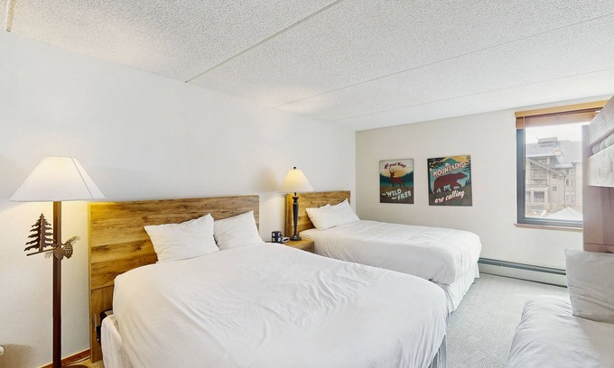 Copper Mountain Village Apartment | Comfortable studio w/a minifridge & shared hot tub - walk to the lift