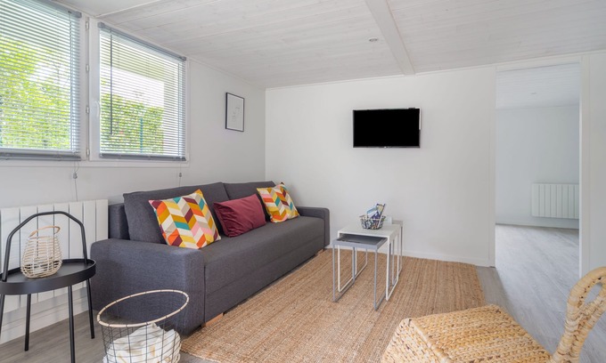 Orleans Apartment | Comfortable T2 in quiet St Marceau neighborhood