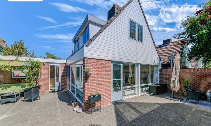 Municipality of Noordwijk House | Comfortable vacation home near the sea