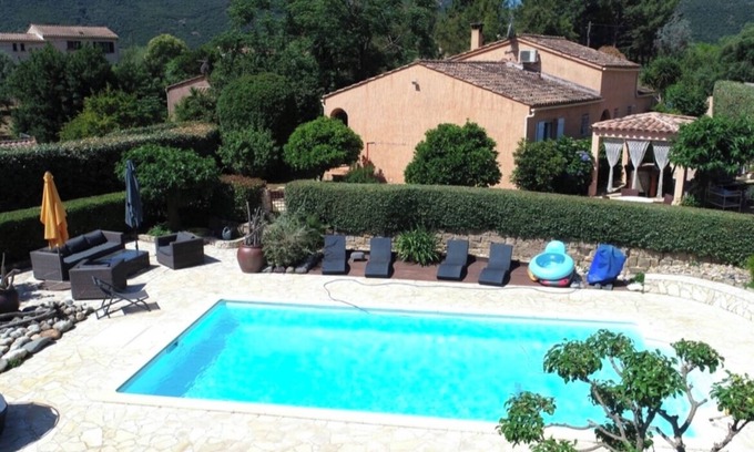 Appietto Villa | COMFORTABLE VILLA WITH PRIVATE POOL AND JACUZZI CLOSE TO THE BEACH