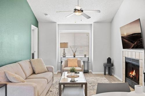 Milwood Apartment | Comfy 2BD Apt + King Bed - Cedar Park/North Austin