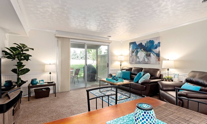 Eagle House | Comfy and Charming Eagle Townhome