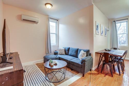 Constable Hook House | Comfy Bayonne Townhome about 11 Mi to NYC Attractions