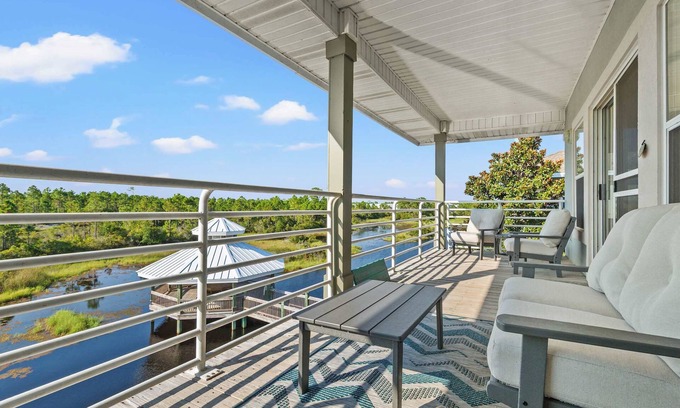 Orange Beach Condo | Comfy Family Condo | Fresh Air, Pool, Beach Walkable | Daily Activity Deals