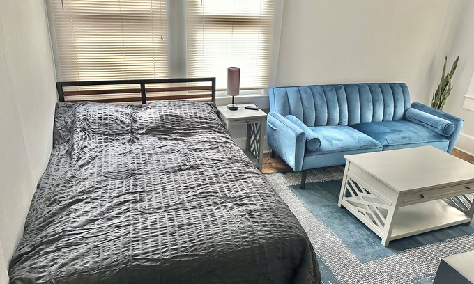 Mobile Apartment | Comfy Studio Apartment on a Budget in welcoming Mobile