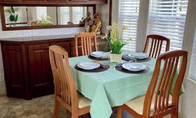 Braden River Apartment | Comfy Sun Outdoors Home