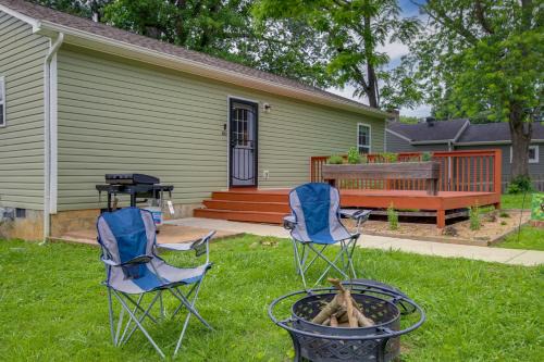 Knoxville House | Commuter-Friendly Home 3 Mi to Dtwn Knoxville!