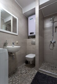 Shevchenkivs'kyi District Apartment | Compfortable,spacious apartment