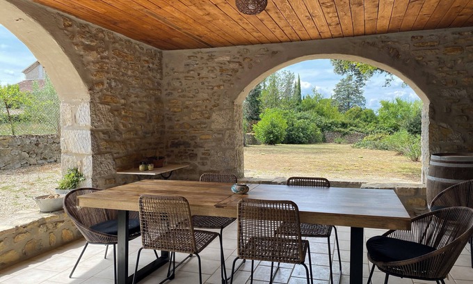 Grospierres House | Completely renovated country house 5 minutes from the leisure park and greenway