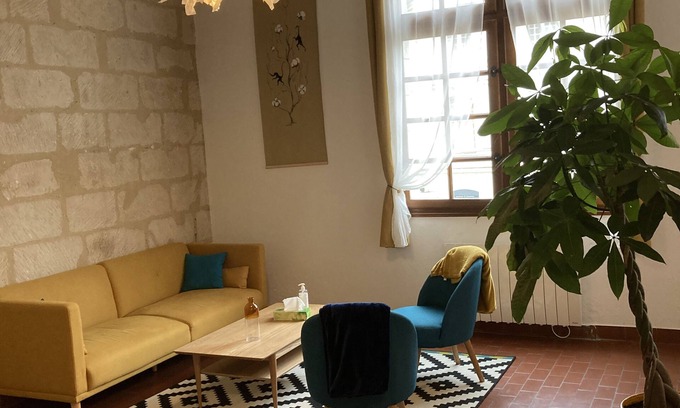 Tours City Centre Apartment | Completely renovated 16th century apartment Hyper Centre de Tours