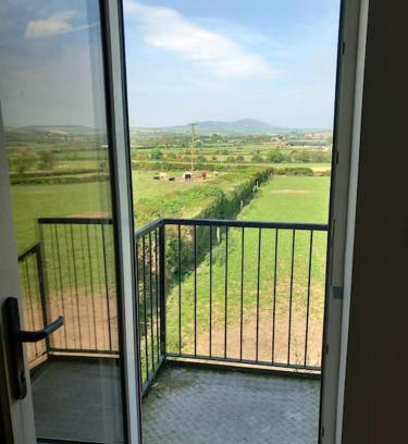Askamore Apartment | Conagh View