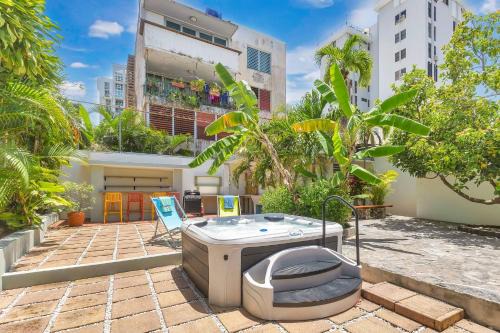 Santurce House | Condado Villa 4Bd 3Ba Spa-Generator-Parking