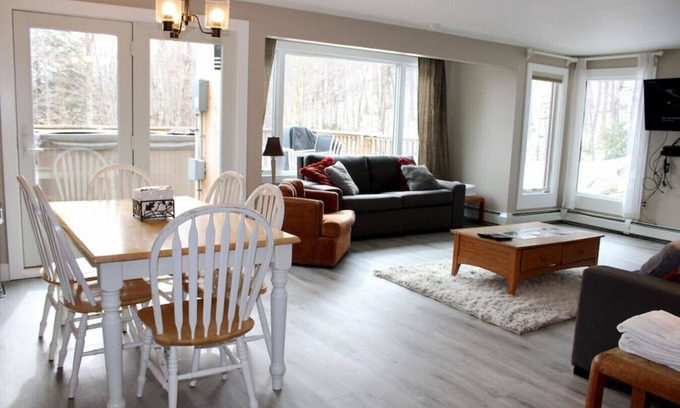 Central Vermont- Killington Condo | Condo #5 Slopeside One Bedroom with Hot Tub