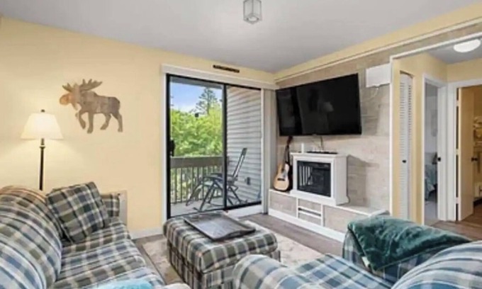 Weirs Beach Condo | Condo at Weirs Beach