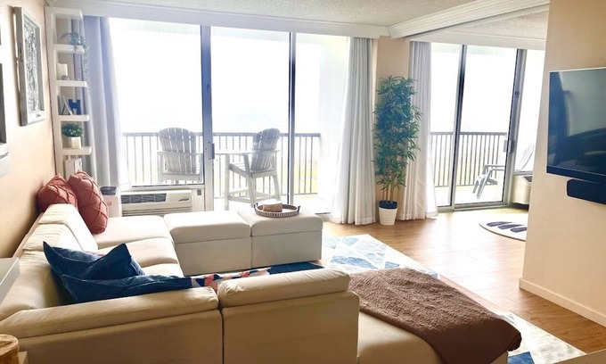 Galveston Condo | Condo right on the beach! Stunning seventh floor views!