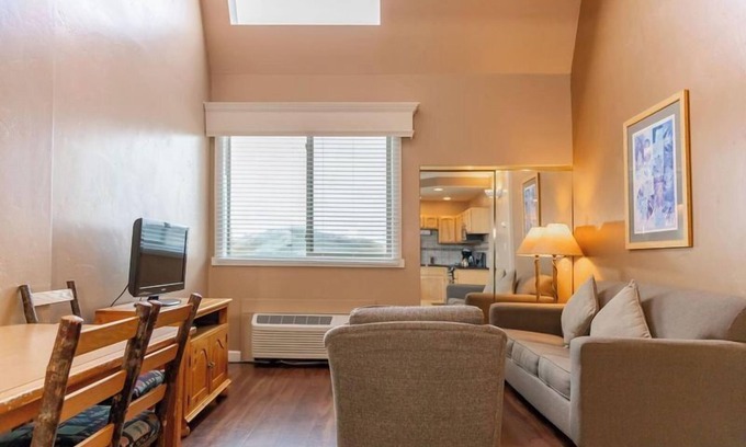 Steamboat Springs Apartment | Condo-Style Studio in Cozy Resort w/Heated Pool, Sauna & Scenic Mountain Views!