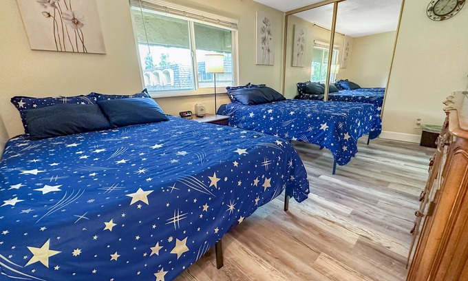La Sierra House | Condo With Pool, Full Kitchen, Washer, Fast Wifi