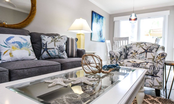 Siesta Key House | Condo with Private Beach Access, Great Shared Amenities - Private Beach House