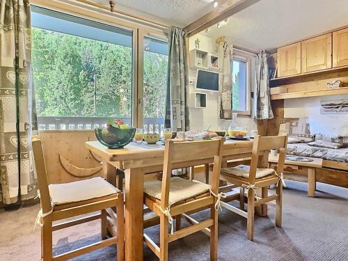 Val-d'Isere Apartment | Confort 2P cabine près du centre, balcon sud, 6 pers - FR-1-411-935