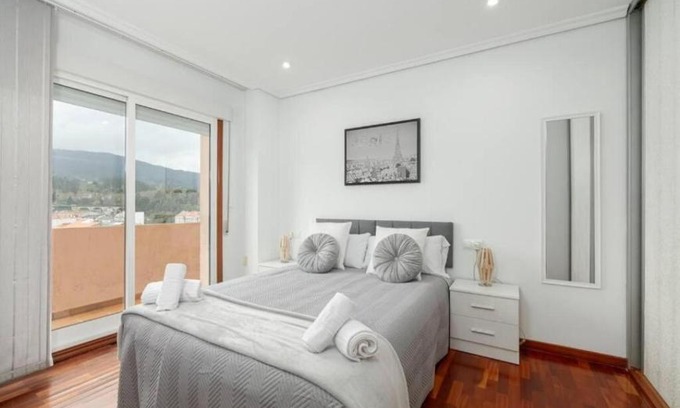 Redondela Apartment | CONFORT, LUZ y ATARDECERES