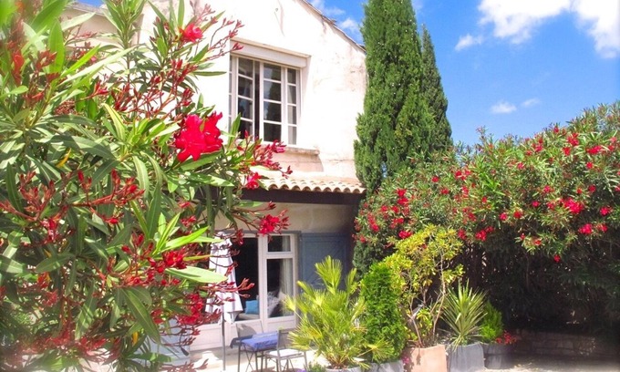 Caromb Apartment | Confortable Studio au Pied du Mont Ventoux