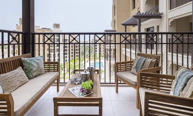 Umm Suqeim 3 Apartment | Contemporary 1BR Apartment in Madinat Jumeirah!