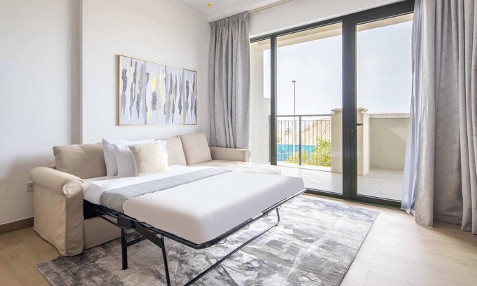 Dubai Apartment | Contemporary 2BR Close Distance to La Mer Beach